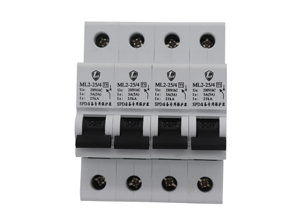 后備保護器.jpg 后備保護器.jpg